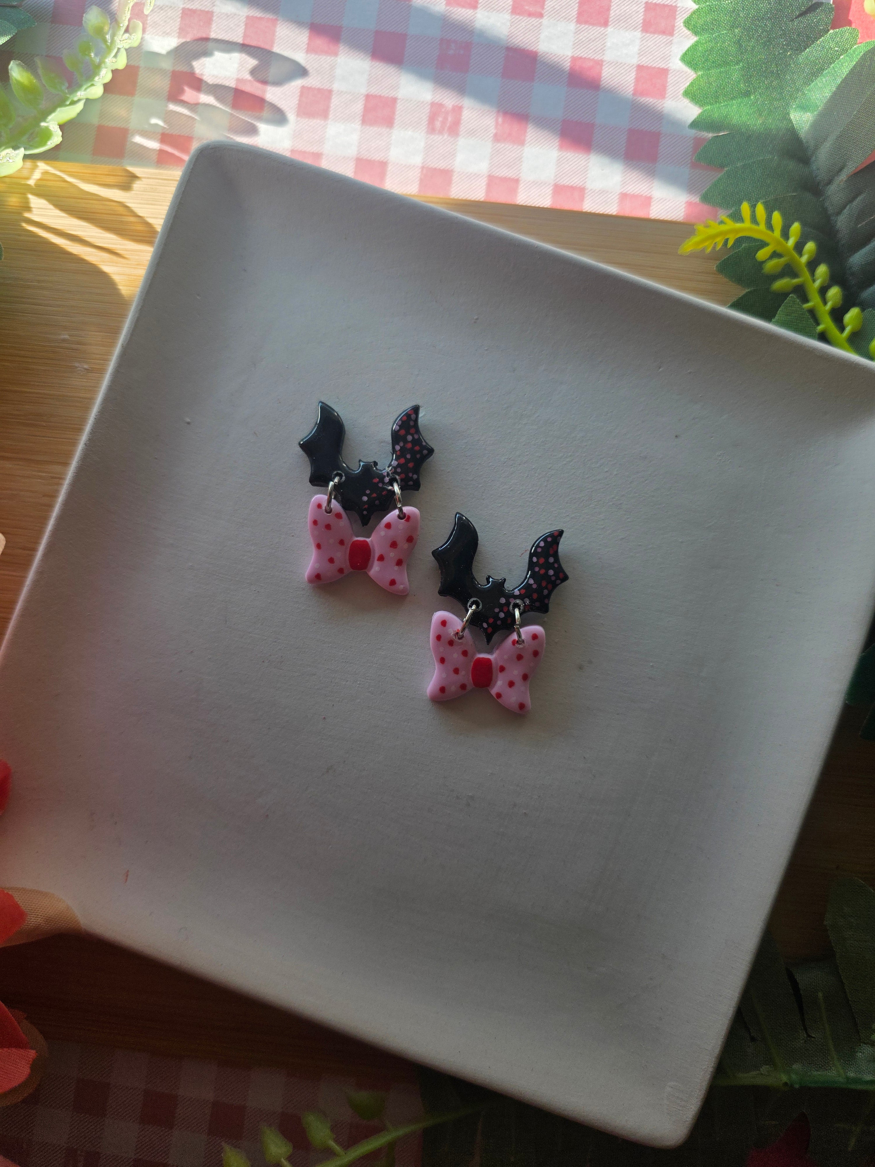 Bat and Bow Valloween Earrings