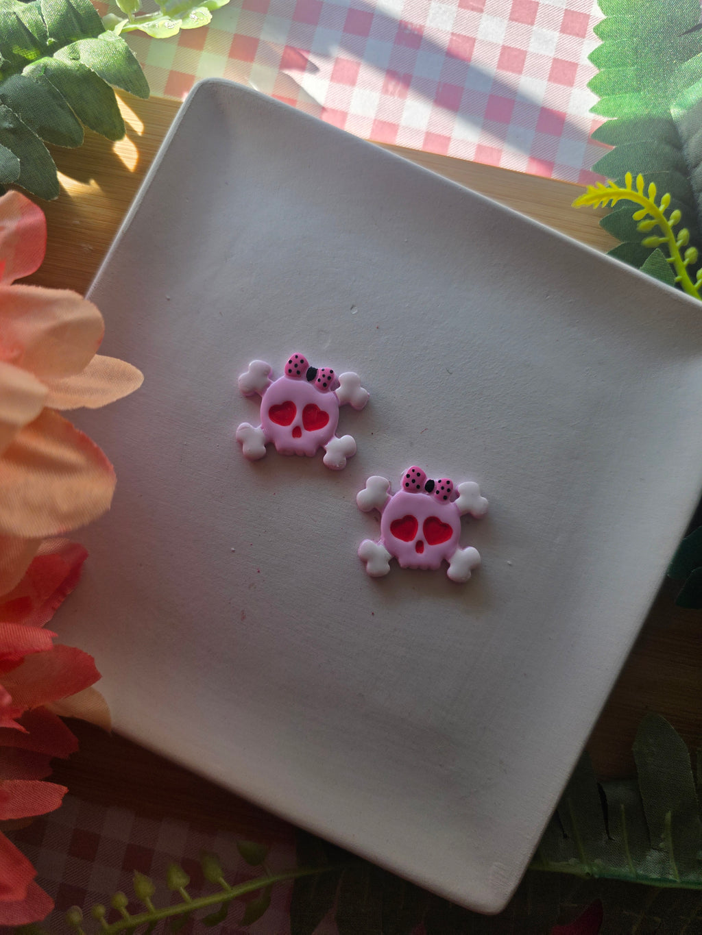 Heary Eyes Skull Valloween Earrings