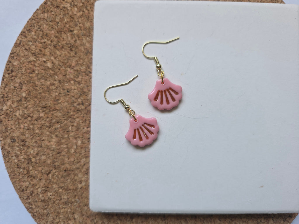 Mini Seashell Dangle Earrings
